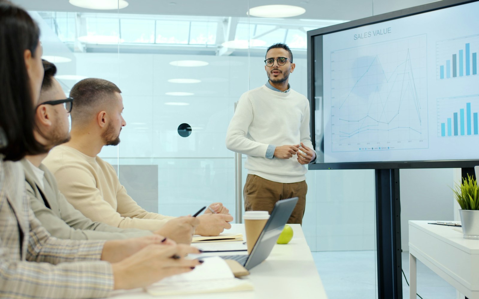 Are startups founders automatically “accredited investors”?